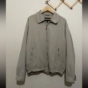 London fog Collection Size XL Light Windbreaker taupe euc